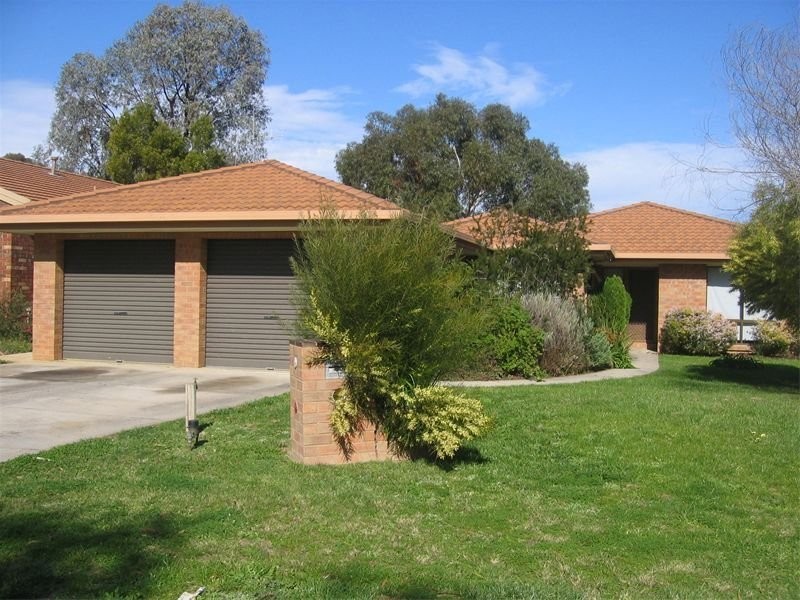 13 Coughlin Court, Seymour VIC 3660