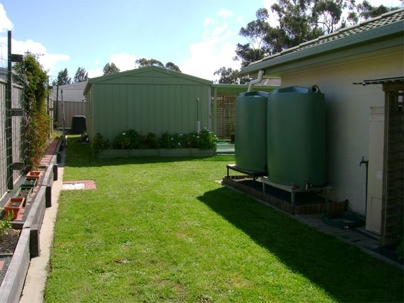 43 Redbank Road, Seymour VIC 3660