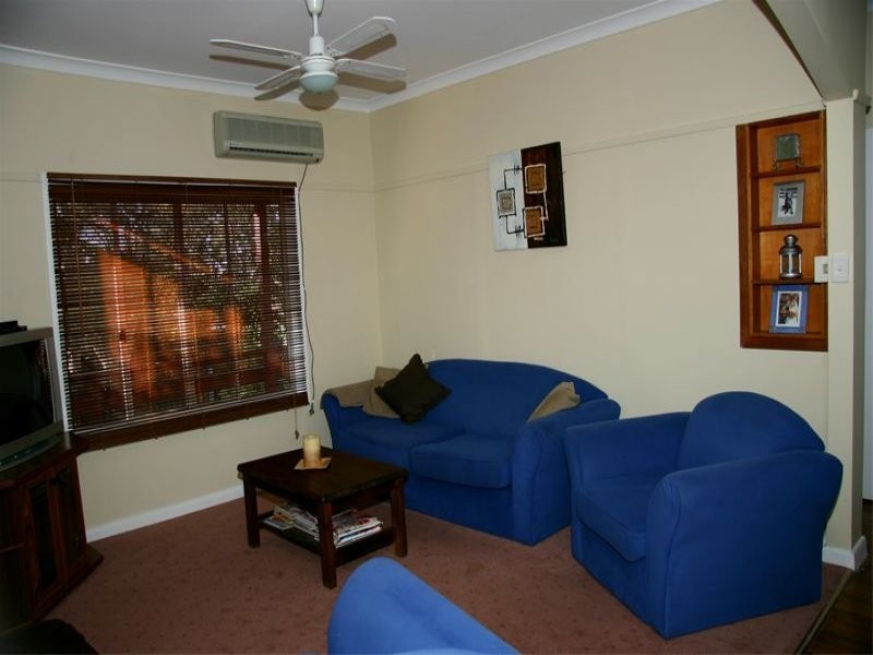 19 Delhi Street, Seymour VIC 3660