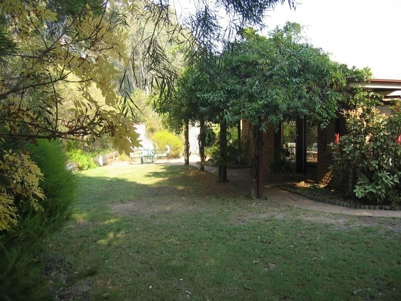 69 Redbank Road, Seymour VIC 3660