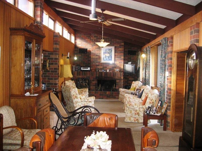 11 Priestley Cres, Seymour VIC 3660