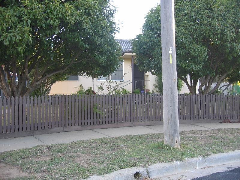 Don Court, Seymour VIC 3660