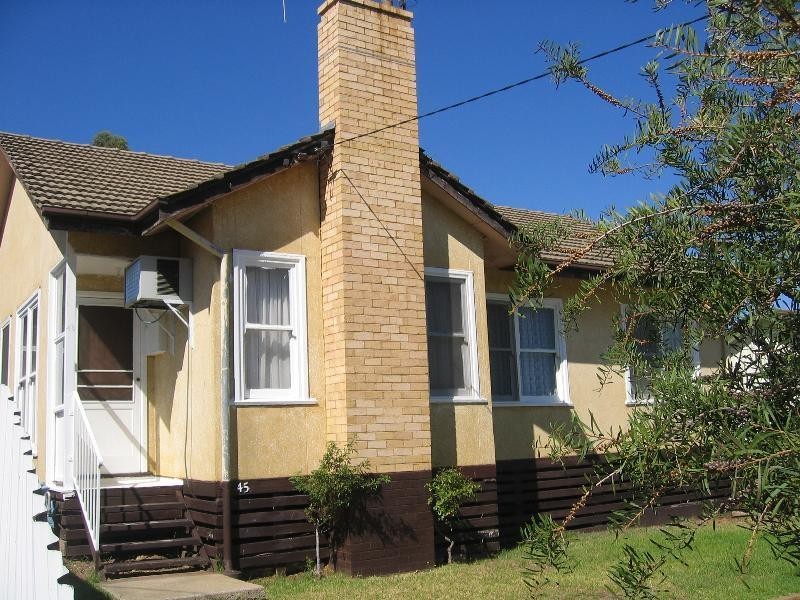 45 Chisholm Crescent, Seymour VIC 3660