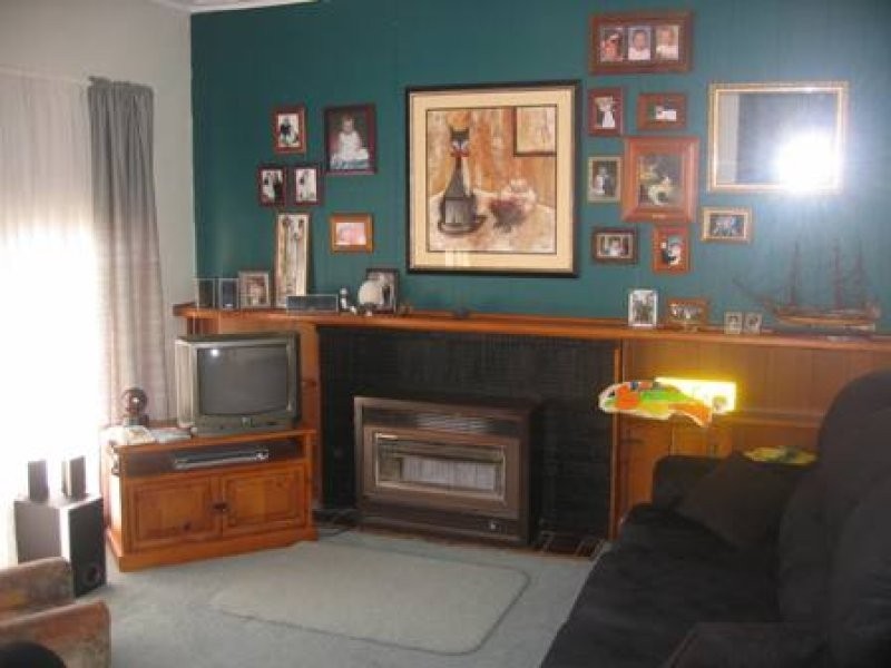 23 Loco Street, Seymour VIC 3660