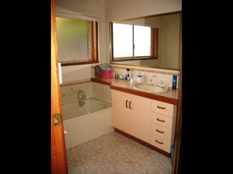 56 Balmoral Road, Warrnambool VIC 3280