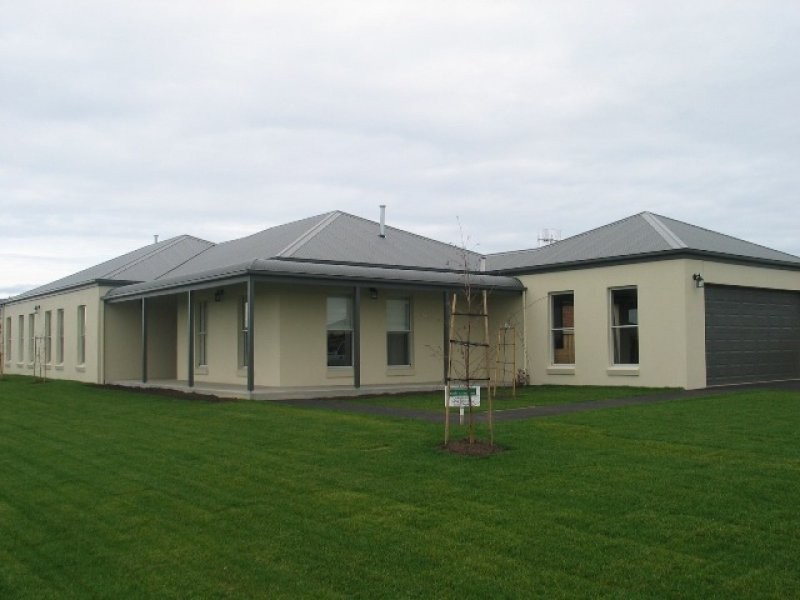 27 Lockett Drive, Warrnambool VIC 3280