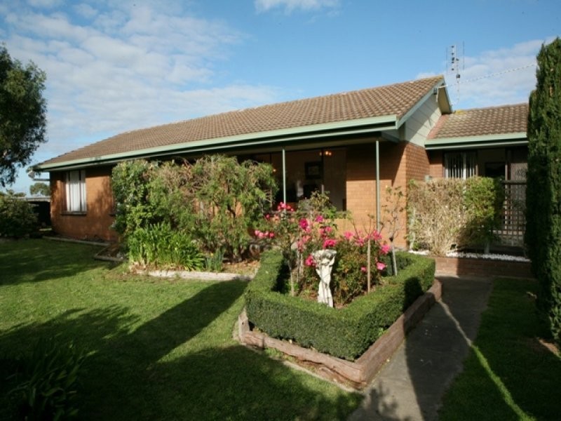 116 McKenzies Road, Bushfield VIC 3281