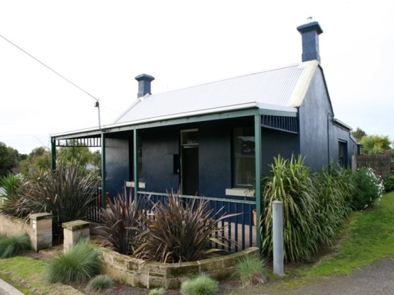 2 Mortlake Road, Warrnambool VIC 3280