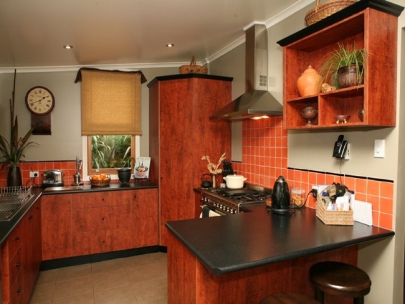 2 Mortlake Road, Warrnambool VIC 3280