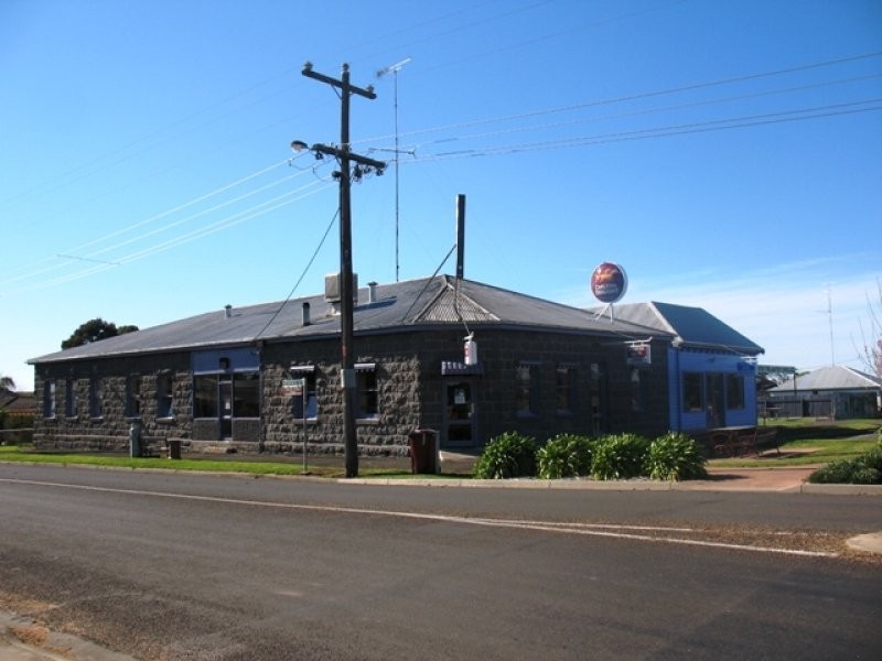 26 High Street, Macarthur VIC 3286