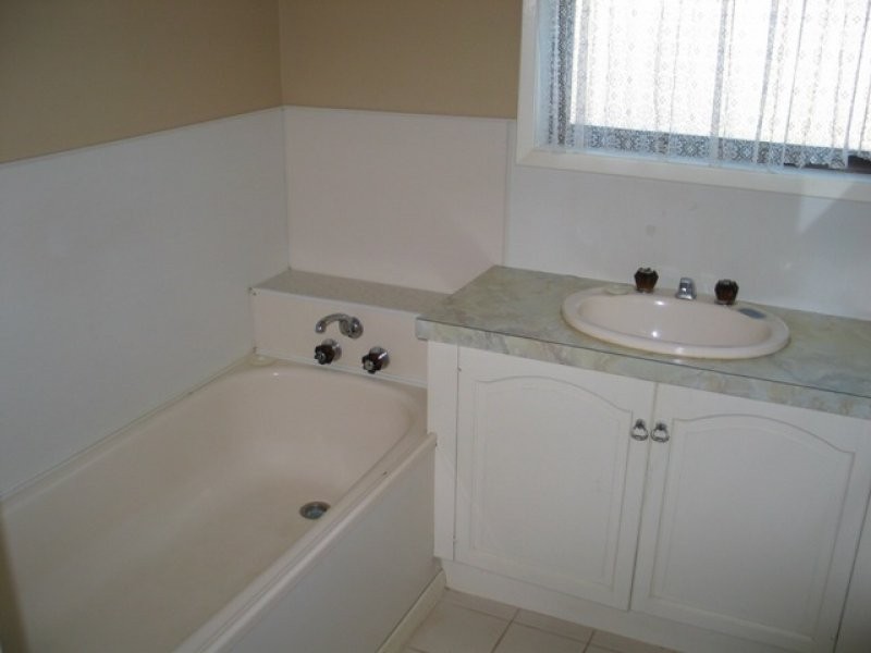 109 Warrnambool Road, Peterborough VIC 3270