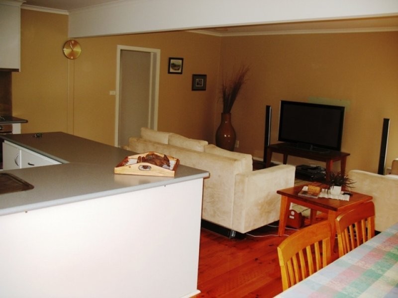 90 Kerr Street, Mortlake VIC 3272