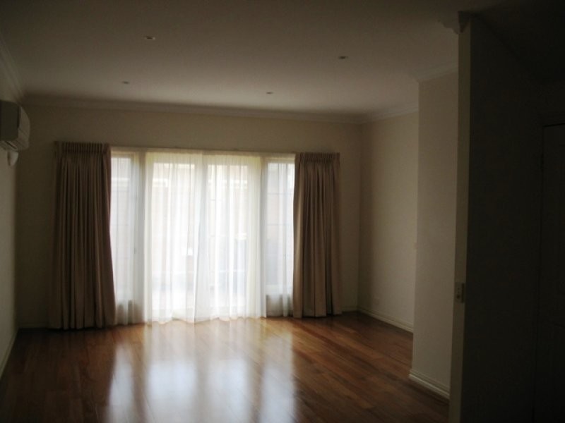 15 Lochard Place, Warrnambool VIC 3280