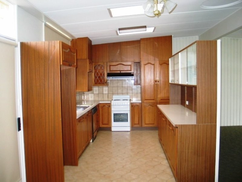 13 Boorook Street, Mortlake VIC 3272