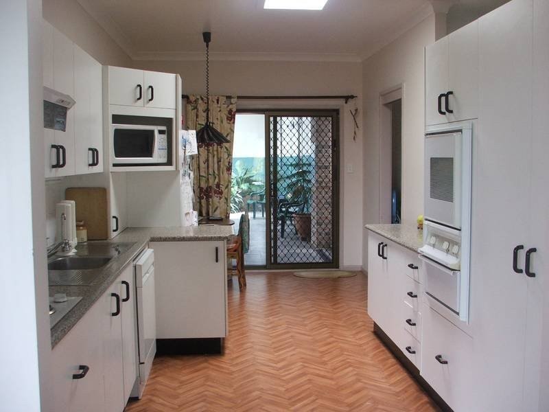 76 Jonathan Street, Eleebana NSW 2282