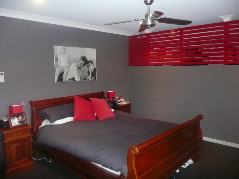 77 Palm Street, Kenmore QLD 4069
