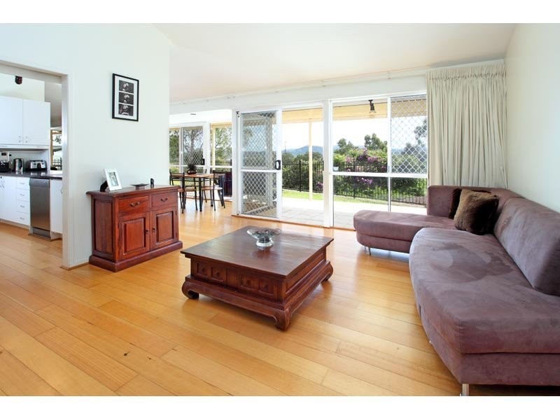 56 Bielby Road, Kenmore Hills QLD 4069