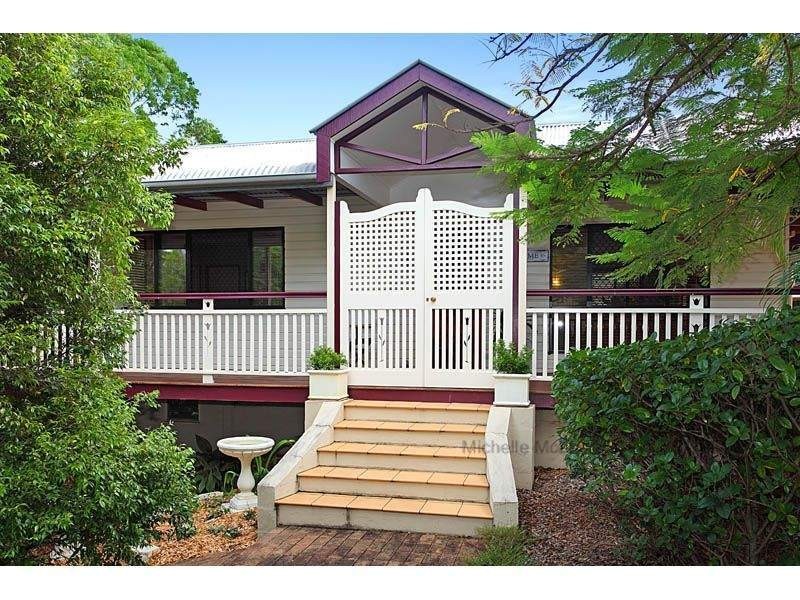 56 Burns Parade, Chapel Hill QLD 4069