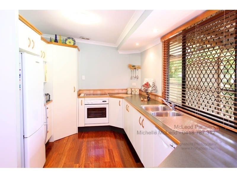 56 Burns Parade, Chapel Hill QLD 4069