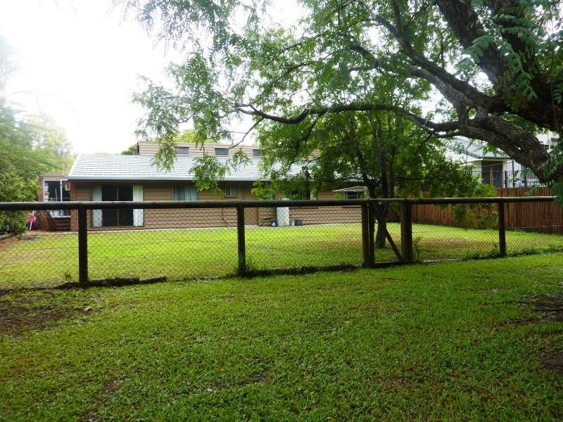 8 Diamantina Street, Chapel Hill QLD 4069