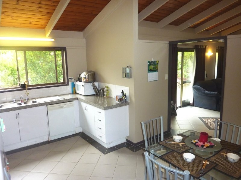 8 Diamantina Street, Chapel Hill QLD 4069