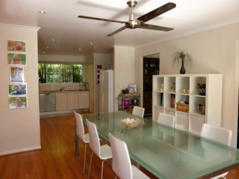 39 Clarina Street, Chapel Hill QLD 4069