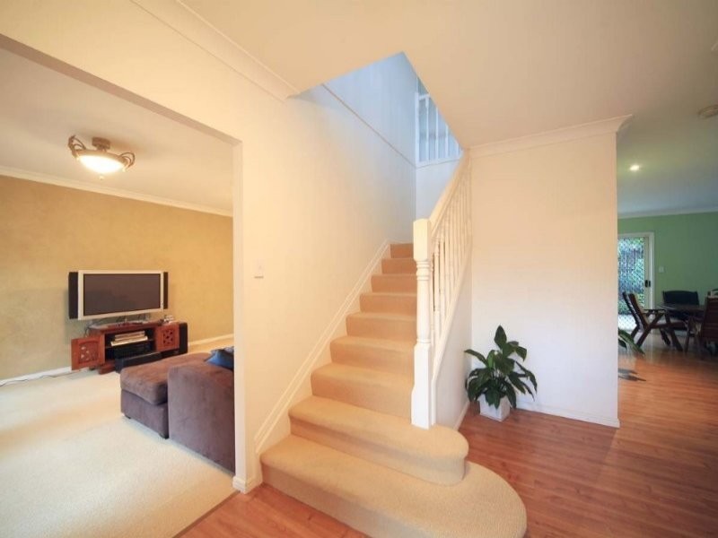 1 Baden Powell Pl, Camp Hill QLD 4152