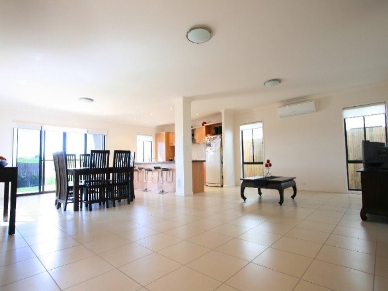 1 Celestial Court, Carina QLD 4152