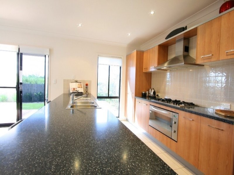 1 Celestial Court, Carina QLD 4152