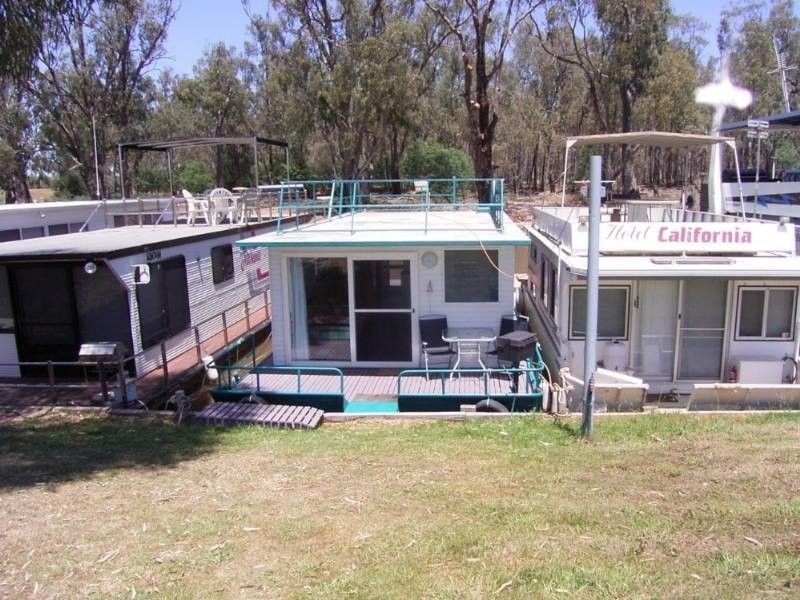 Houseboat Site 27 Deep Creek Marina, Moama NSW 2731