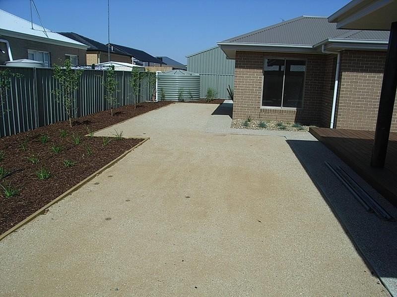 13 Caroline Court, Echuca VIC 3564