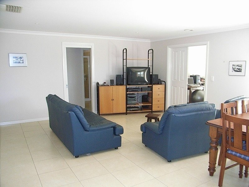 5 Victoria Place, Echuca VIC 3564