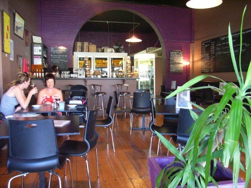 Kits Kafe 51 Moore Street, Rochester VIC 3561