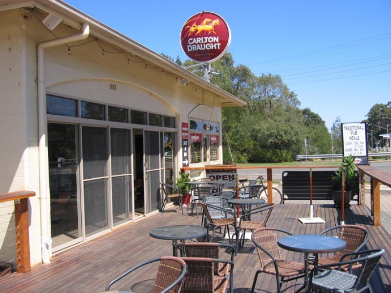 Hotel, 75 Ferrars Street, Rokewood VIC 3330