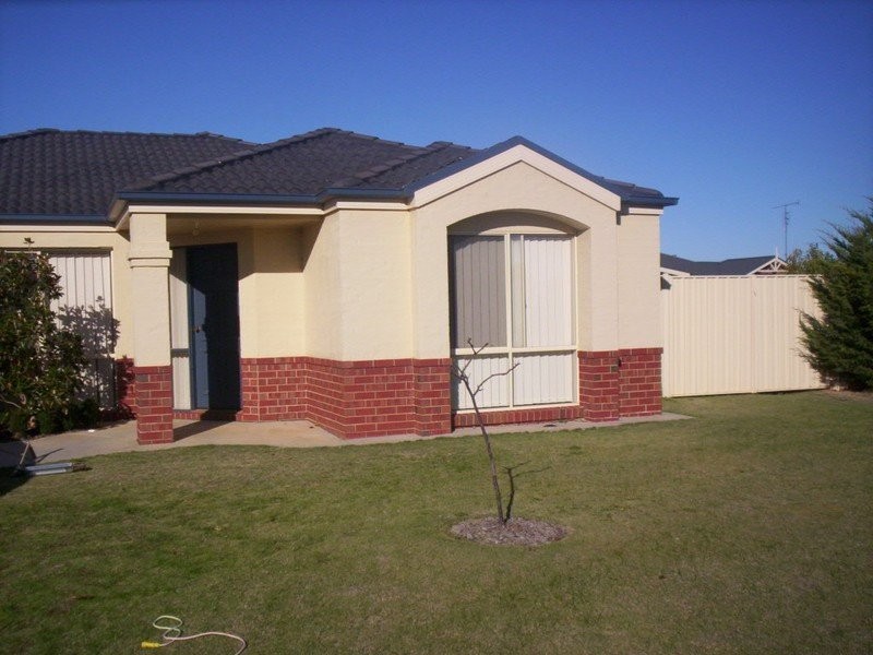 16 Woodlands Circuit, Echuca VIC 3564