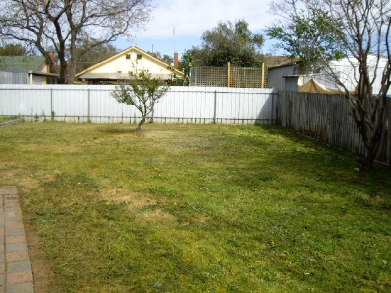 15 Pascoe Street, Echuca VIC 3564