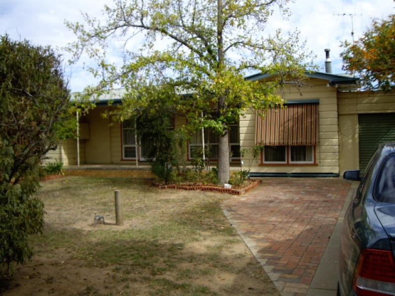 33 McIntosh Street, Echuca VIC 3564