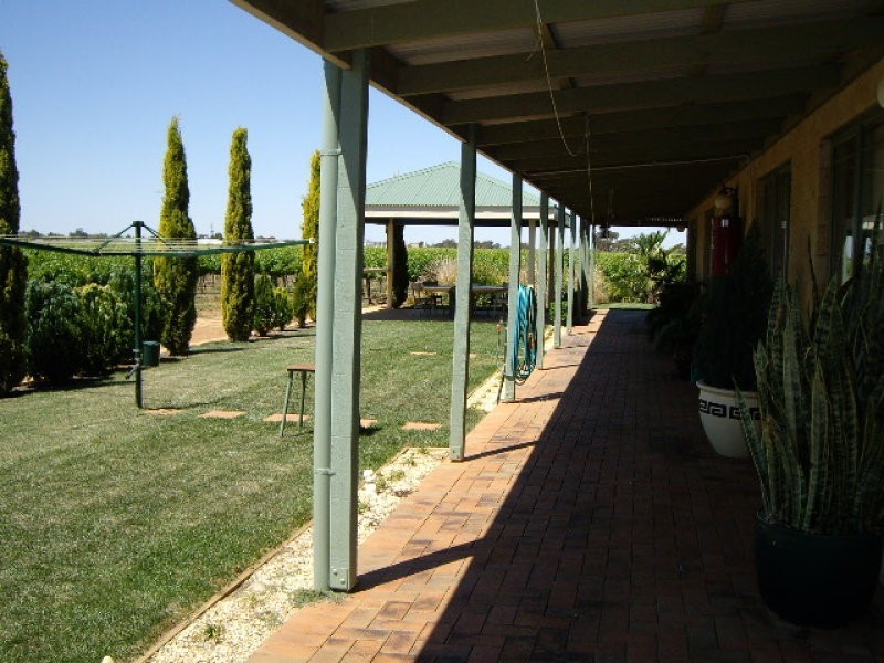 446 Perricoota Road, Moama NSW 2731