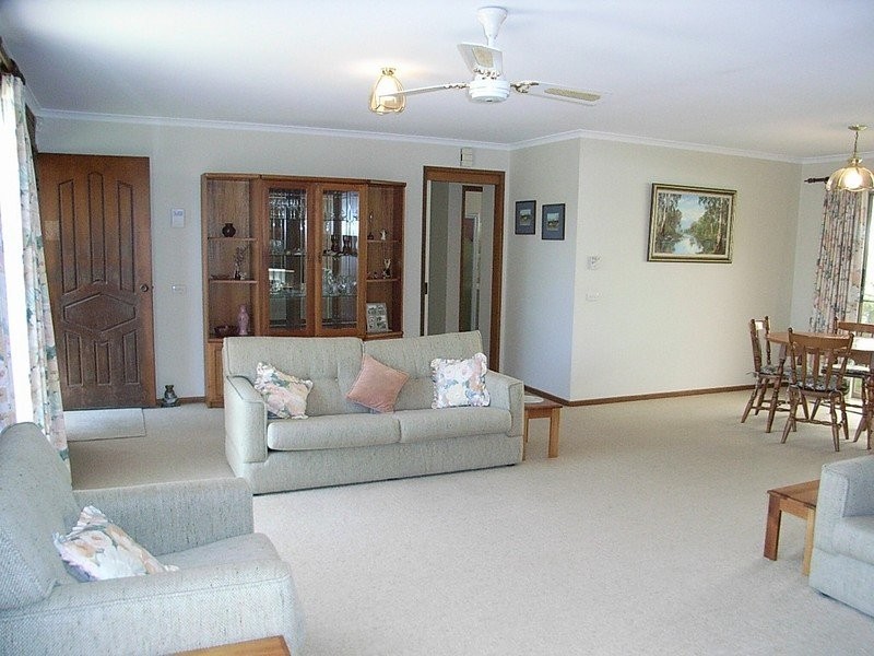 31 Lawson Drive, Moama NSW 2731