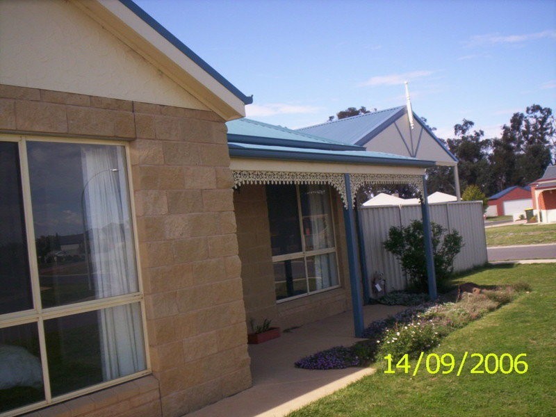 12 Dundee Court, Moama NSW 2731