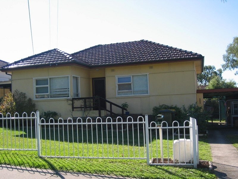67 Bruce St, Merrylands NSW 2160