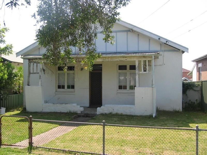 38 Rosebery Rd, Guildford NSW 2161