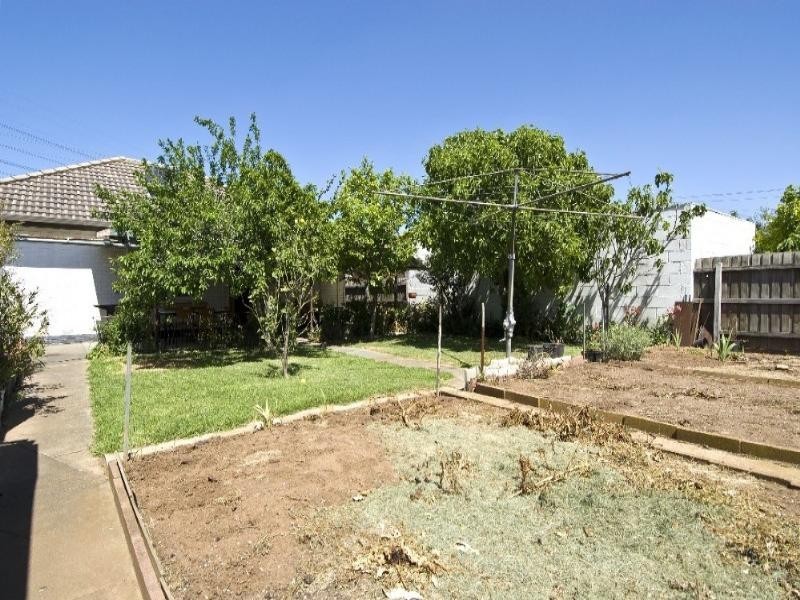 80 Heyington Avenue, Thomastown VIC 3074