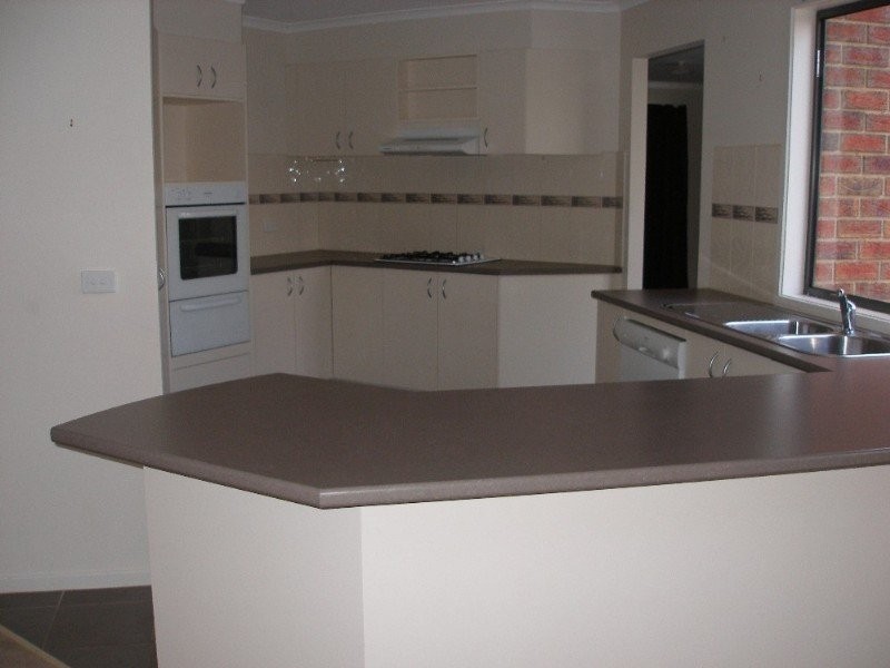 12 Merrijig Crescent, Doreen VIC 3754