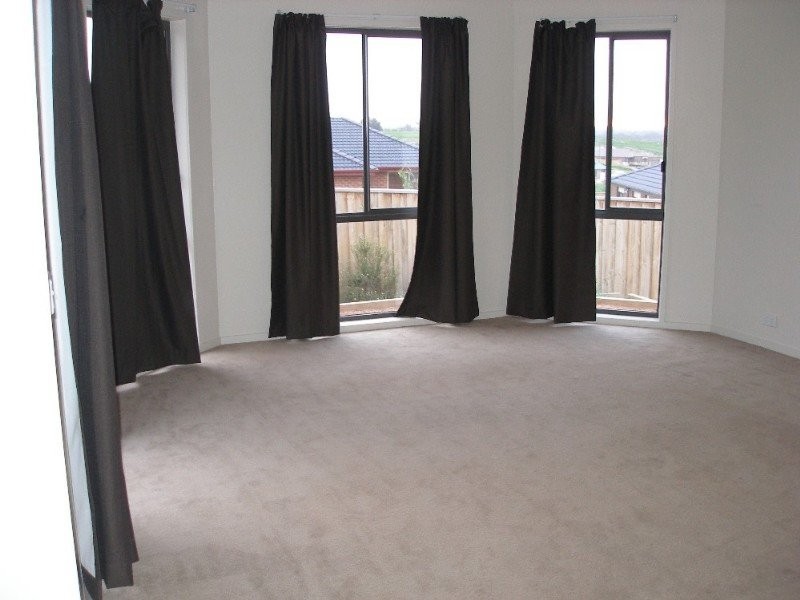 12 Merrijig Crescent, Doreen VIC 3754