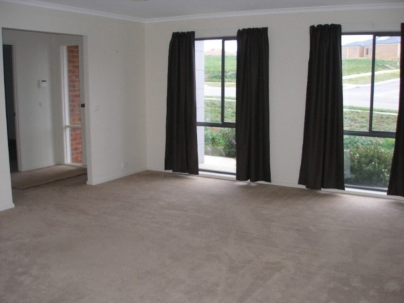 12 Merrijig Crescent, Doreen VIC 3754