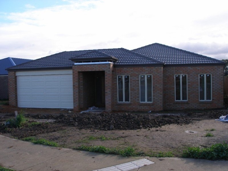 31 Thoroughbred Boulevard, Doreen VIC 3754