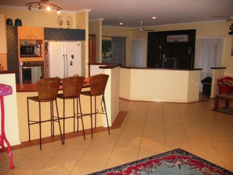 1 Picnic Street, White Rock QLD 4868