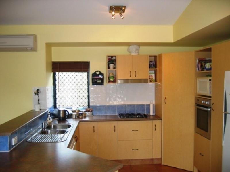 22 Bathurst Drive, Bentley Park QLD 4869