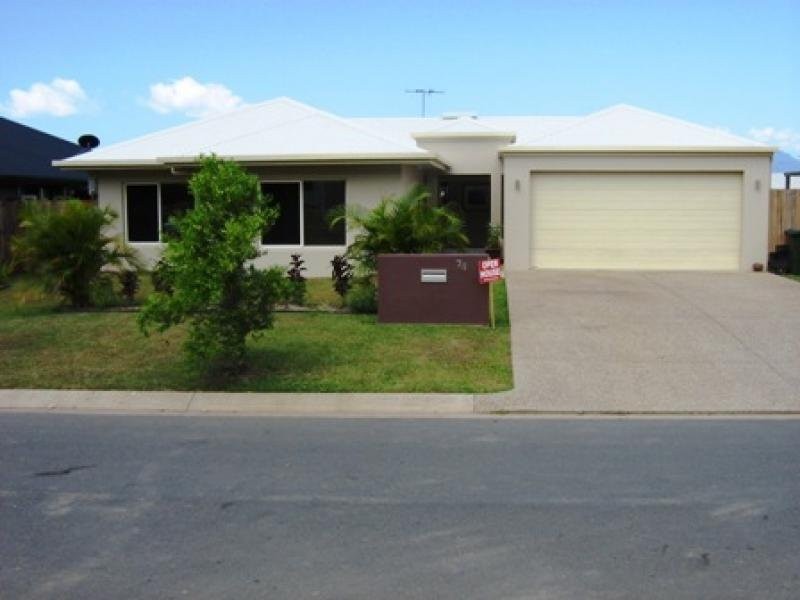 76 Piccone Drive, Edmonton QLD 4869